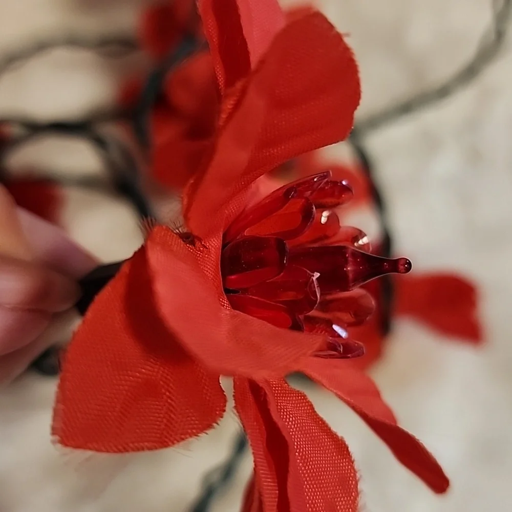 Vintage Silk Poinsettia lights